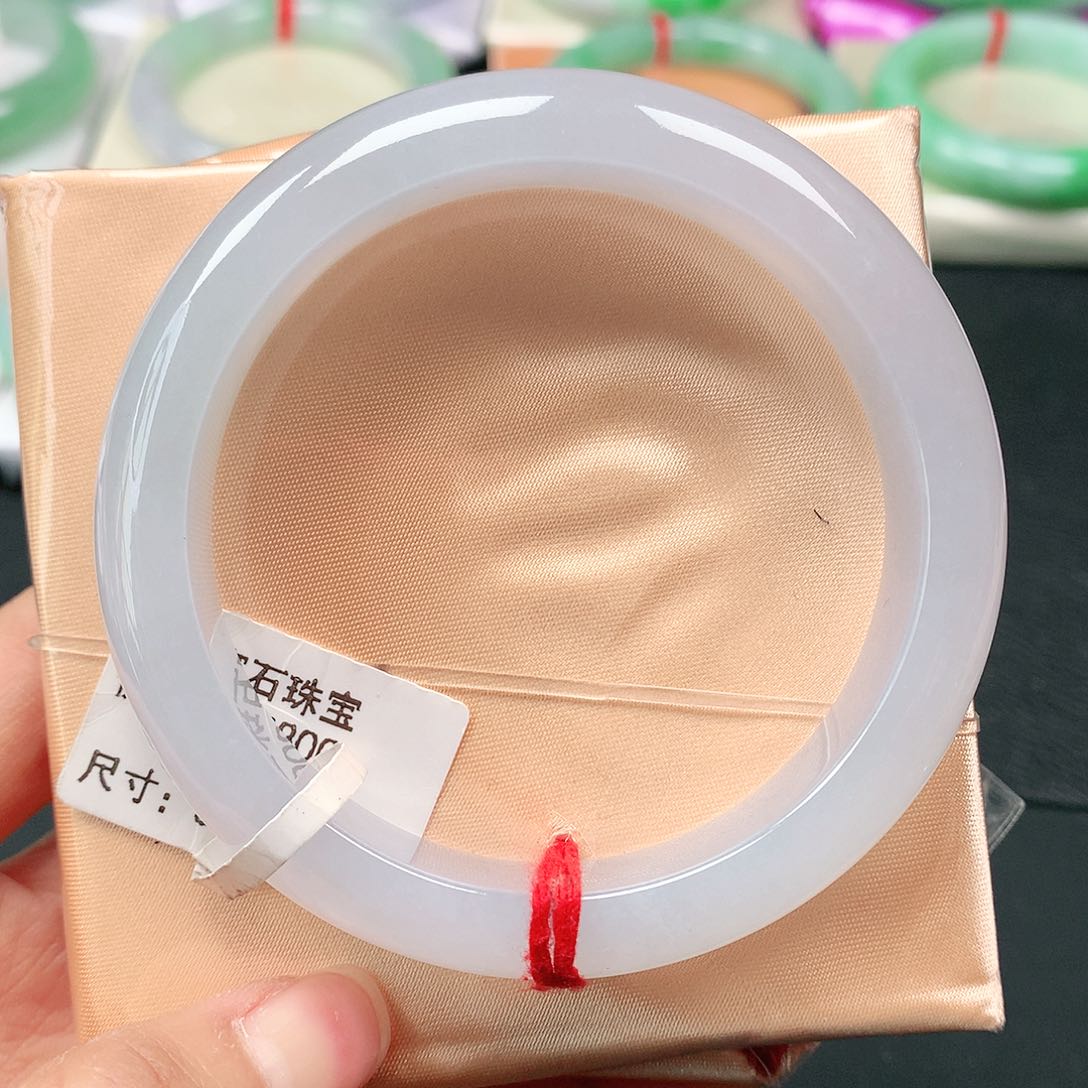 翡翠手镯未镶嵌天然翡翠手镯56有纹