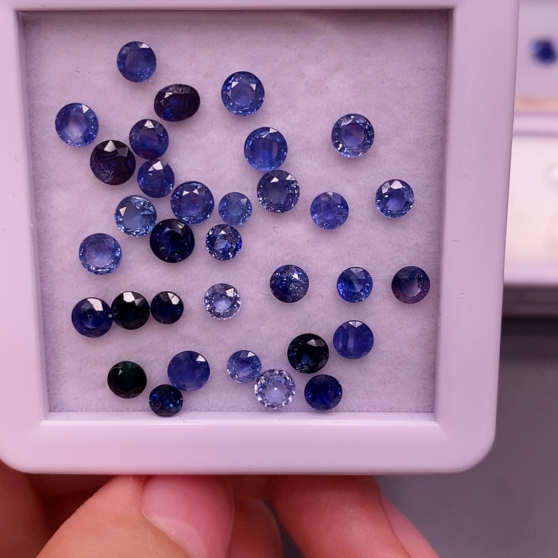 裸石蓝宝石220一克拉，仅供展示，挑好上定向