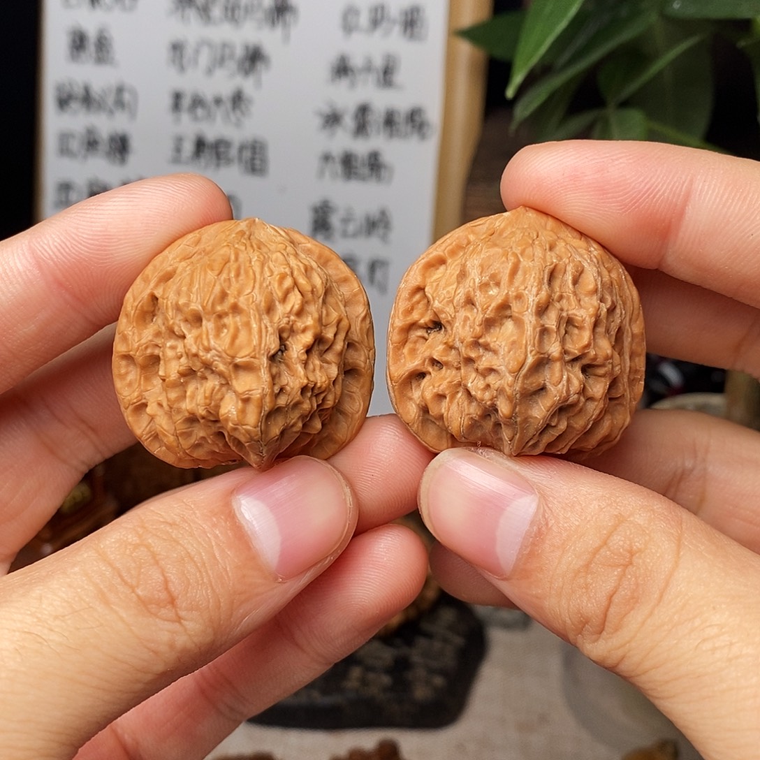 吊坠文玩核桃凤眼