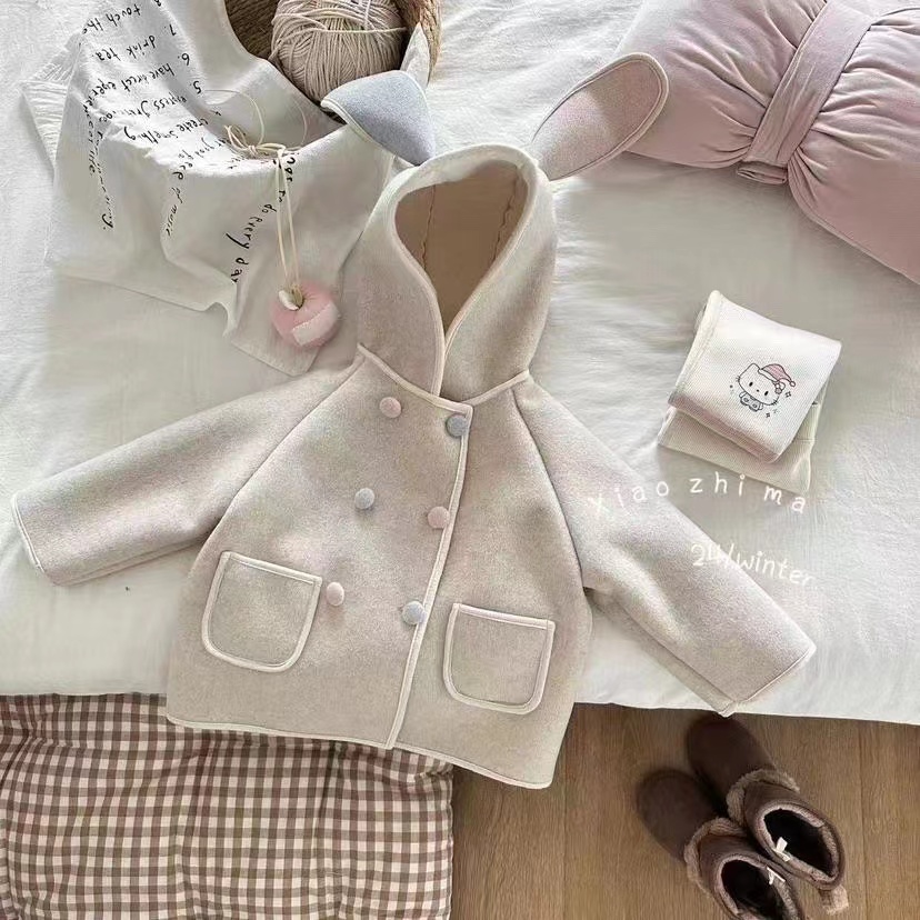 W1255  (NO退换)  小只麻兔子呢外套  LUOLA品牌童装