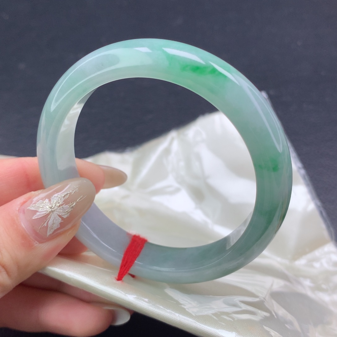 翡翠手镯未镶嵌（1号）