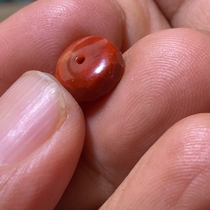 南红玛瑙配饰未镶嵌