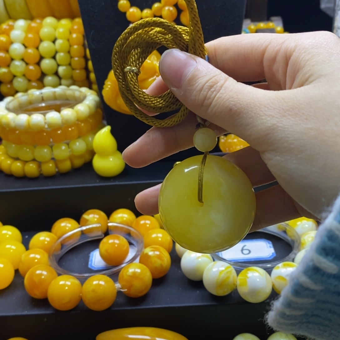 我****非金属全品无暇平安扣