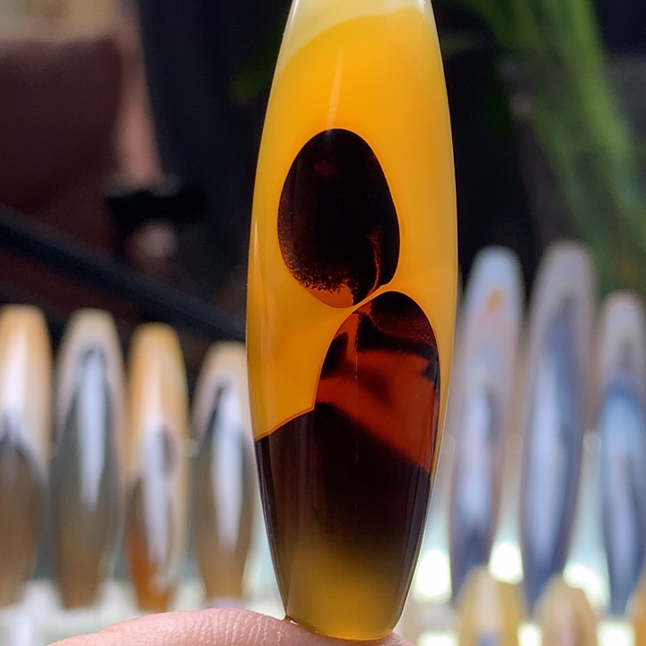 玛瑙/玉髓颈饰未镶嵌115有瑕