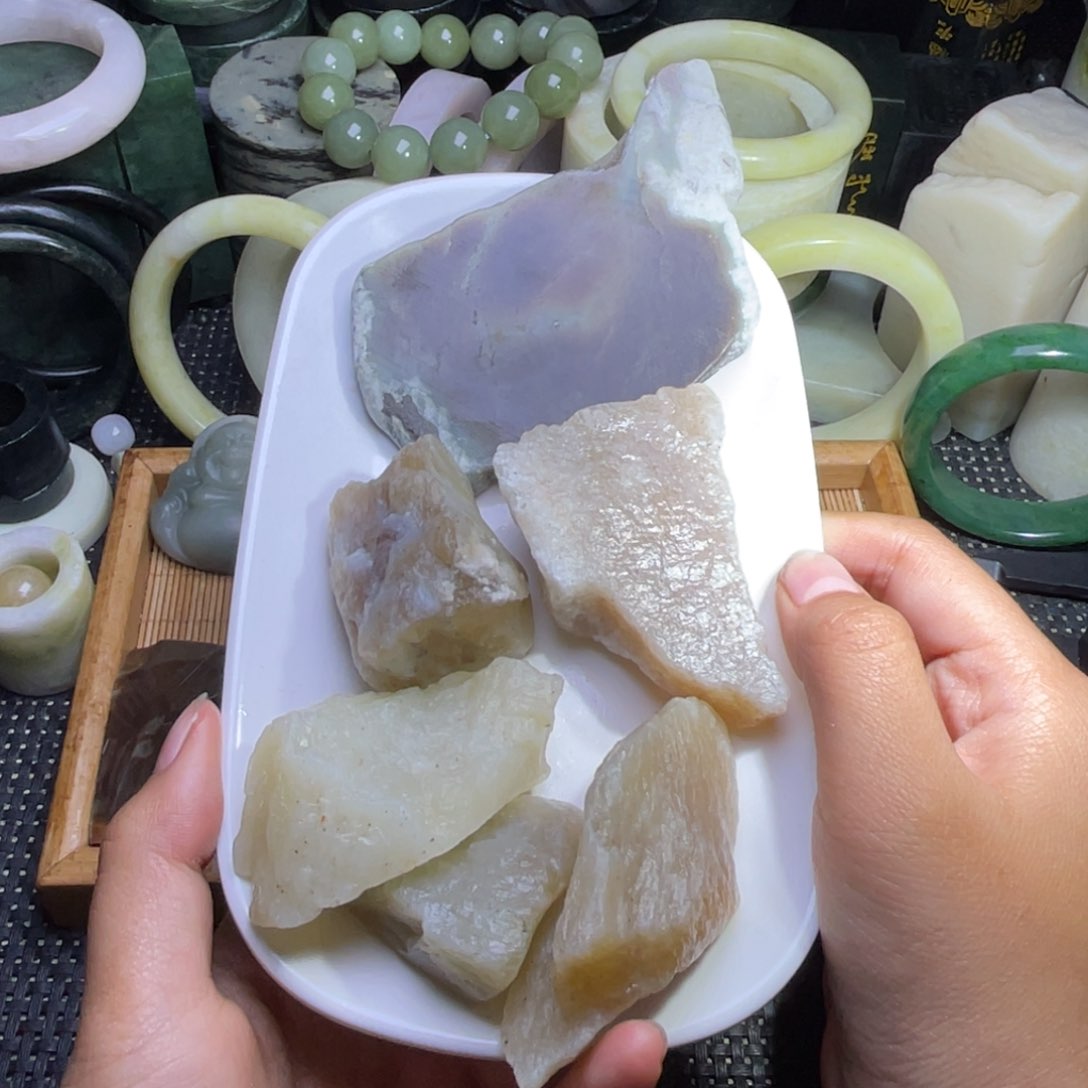 未镶嵌和田玉珠宝半成品