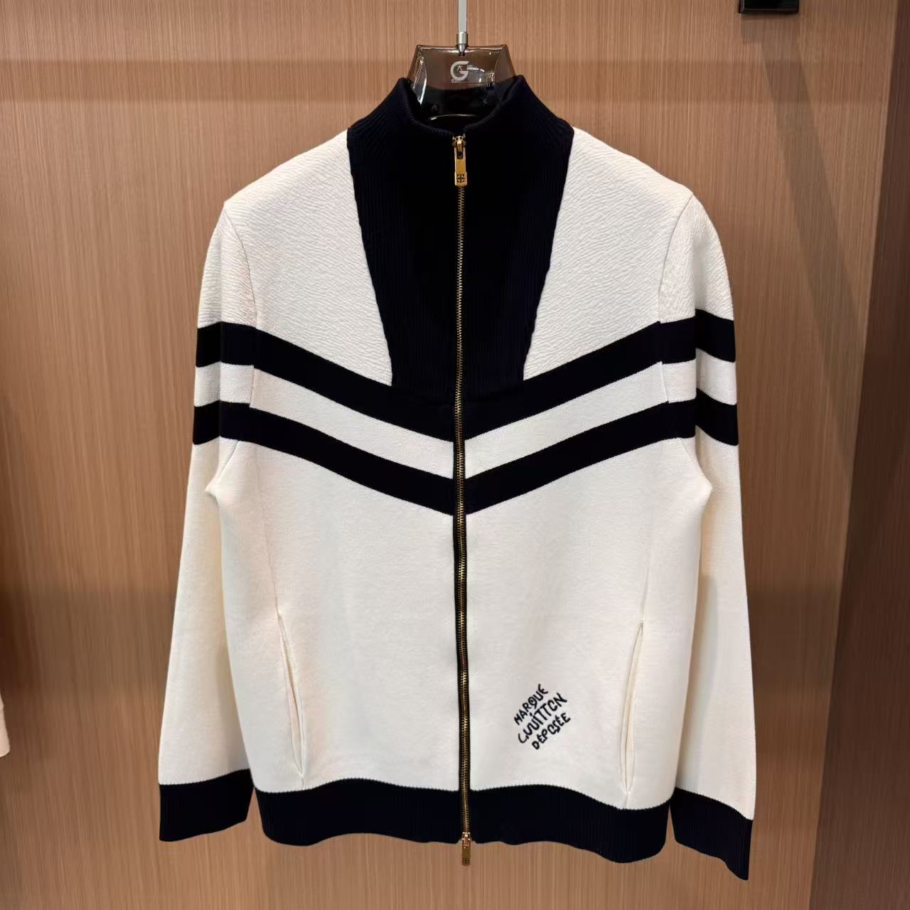 25ss//.秋冬毛衣夹克富人穿搭男女同款     才