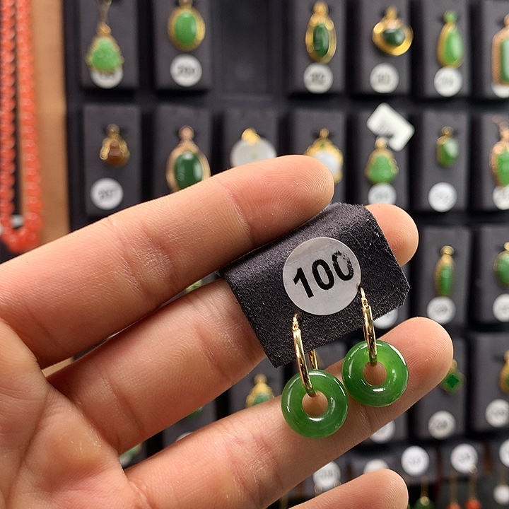 和田玉耳饰18K金镶嵌