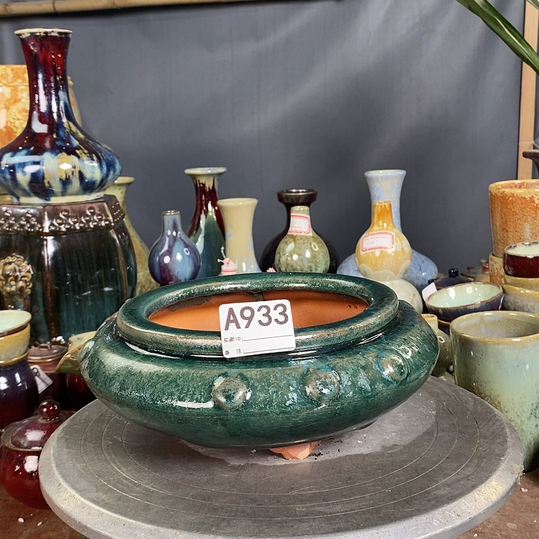 健***歌紫砂彩名窑龙窑柴烧盆933。 瑕疵