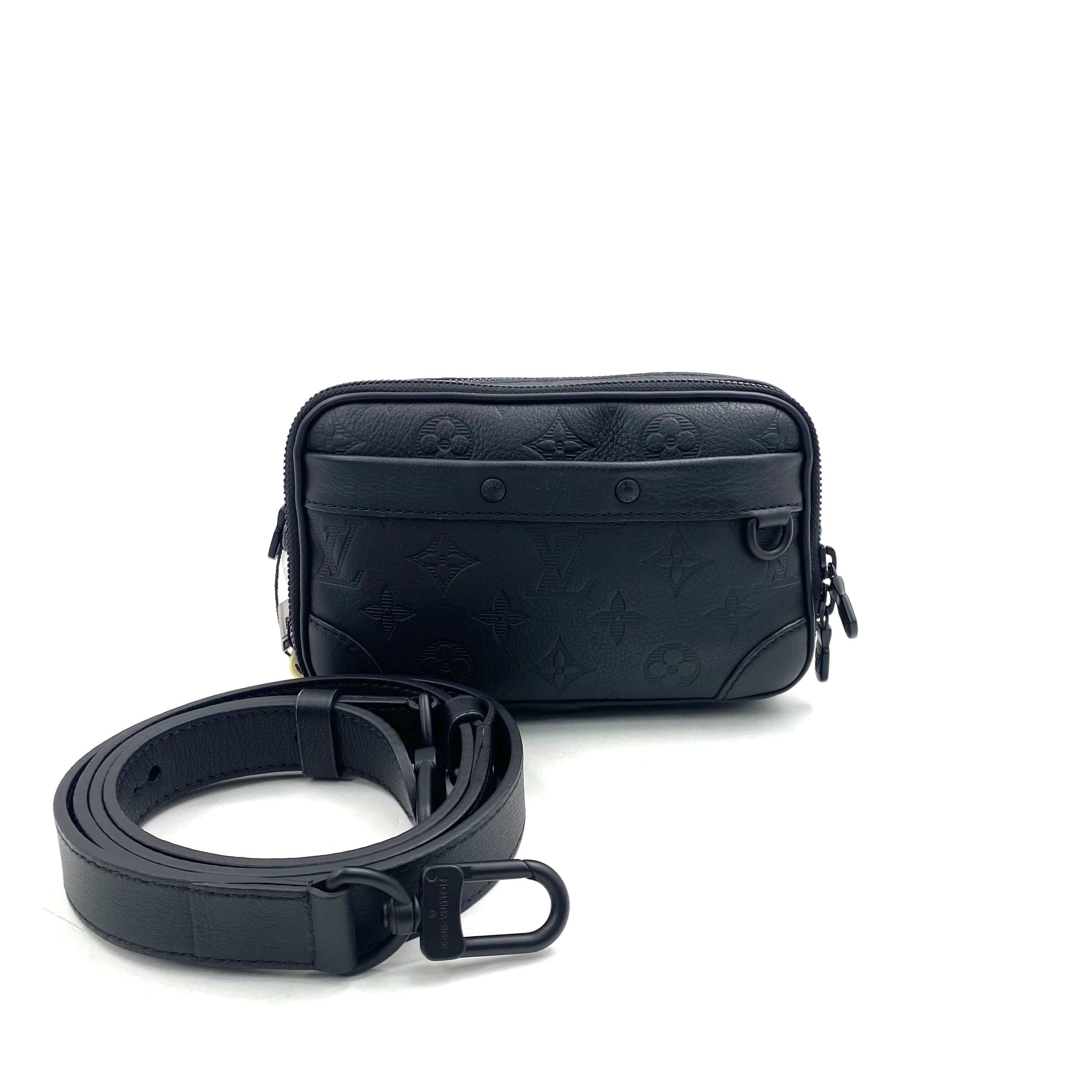 99新 LouisVuitton/路易威登 新款全皮压花alpha邮差包尺寸18/11 