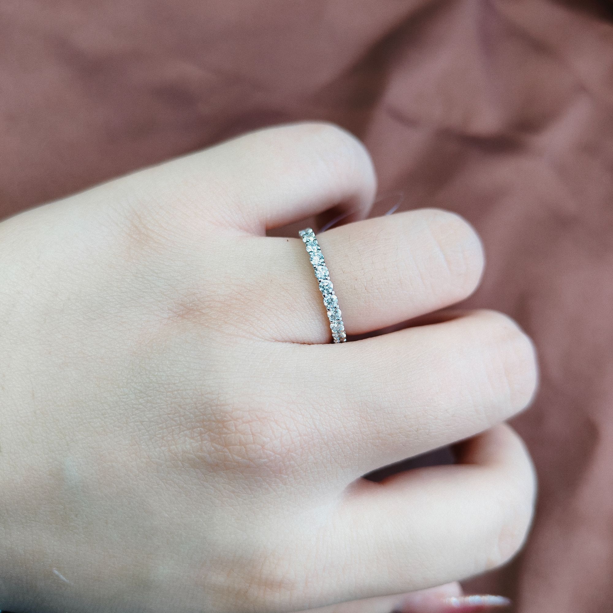 5102707天然真金真钻18k金直排k白日常通勤满钻