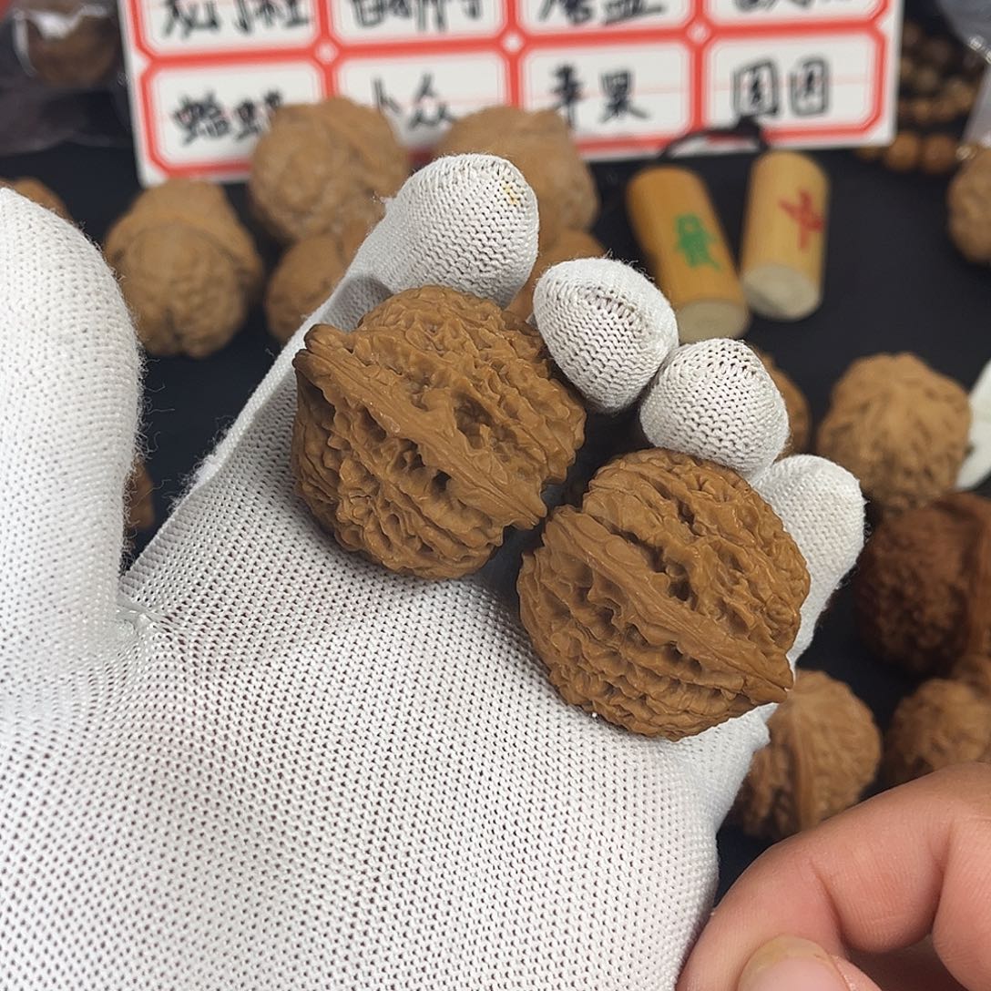 心***人文玩核桃吊坠核桃