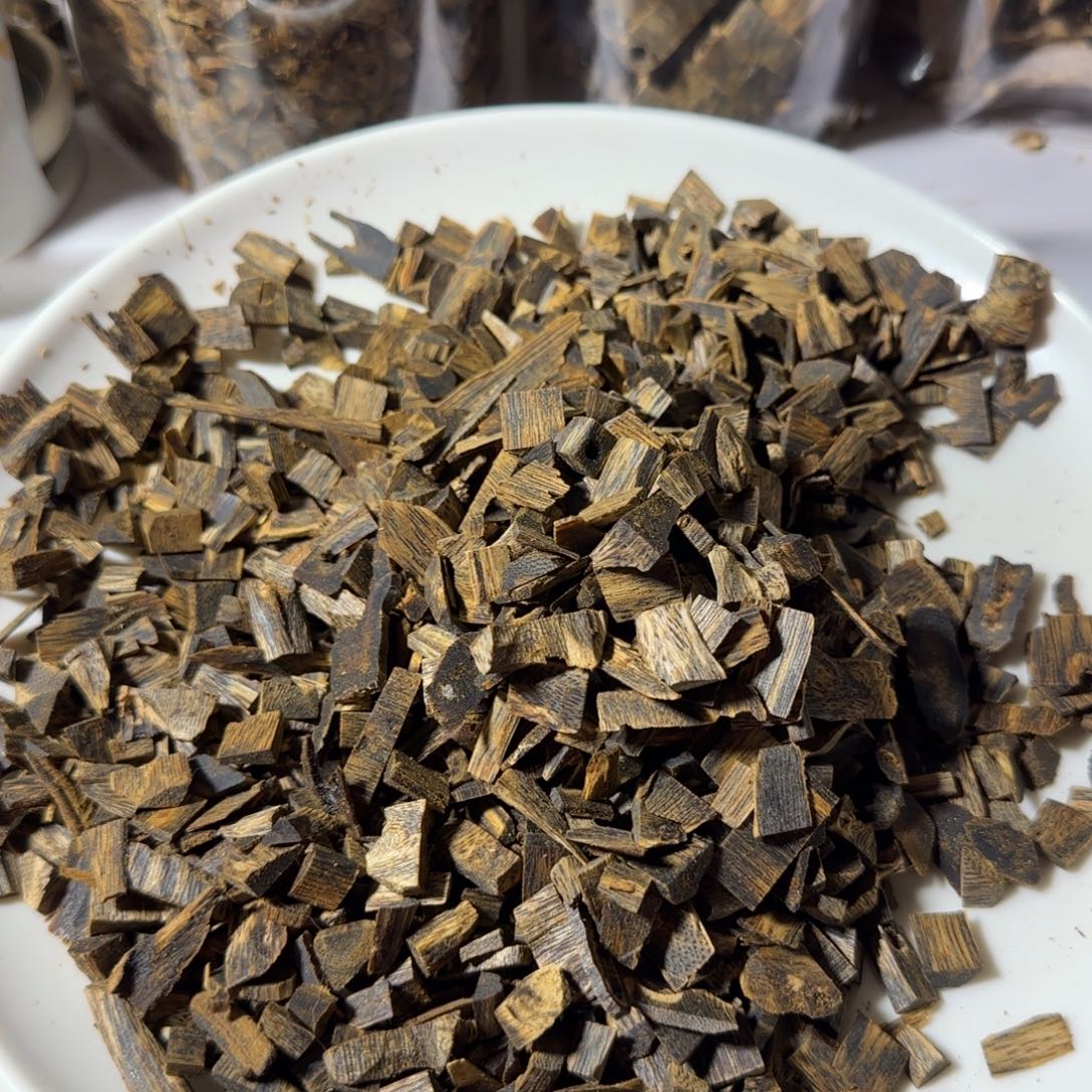 姐***夫沉香沉香碎屑乌身沉水料102克