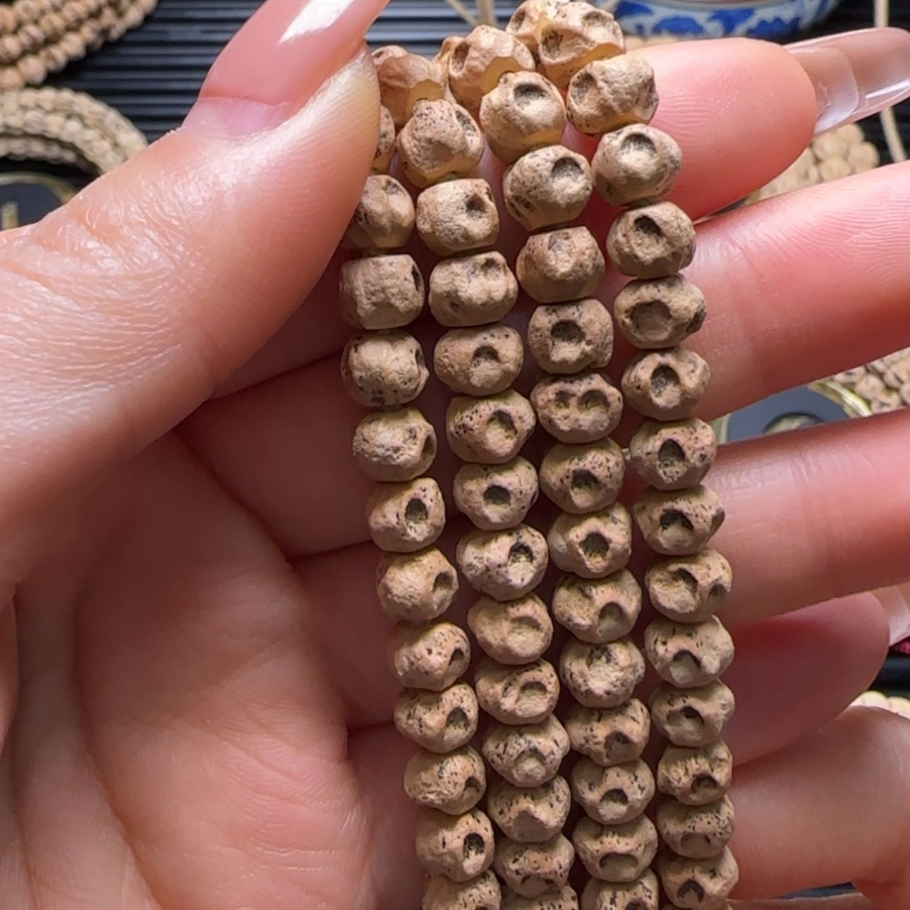 【闪购商品】柏香籽/百香籽吊坠～