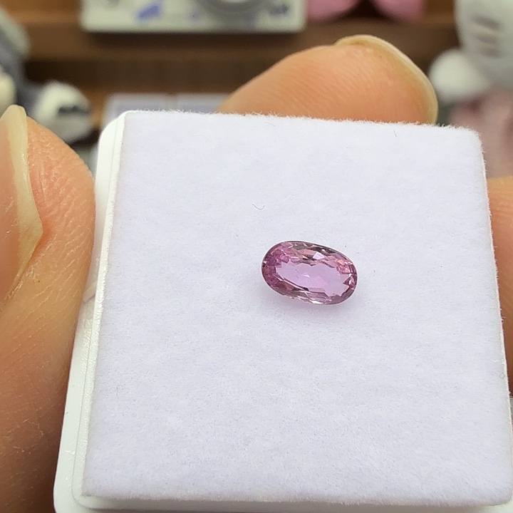 蓝宝石裸石椭圆粉蓝宝