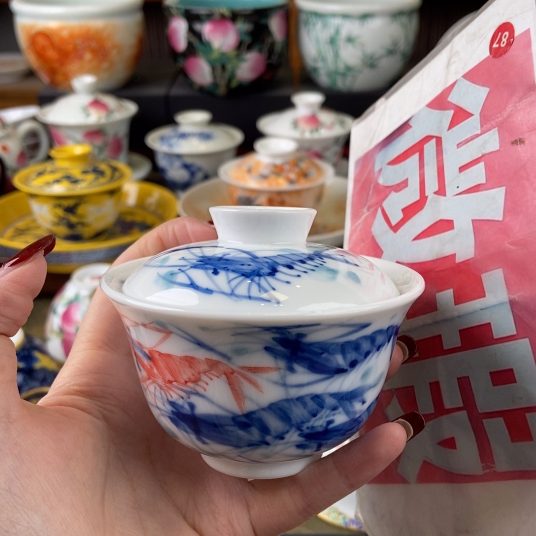 陶瓷艺术家的作品是一种