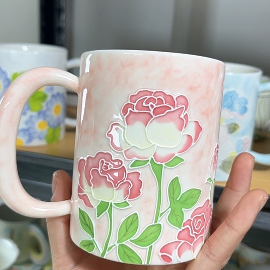 手绘高温釉下彩陶瓷