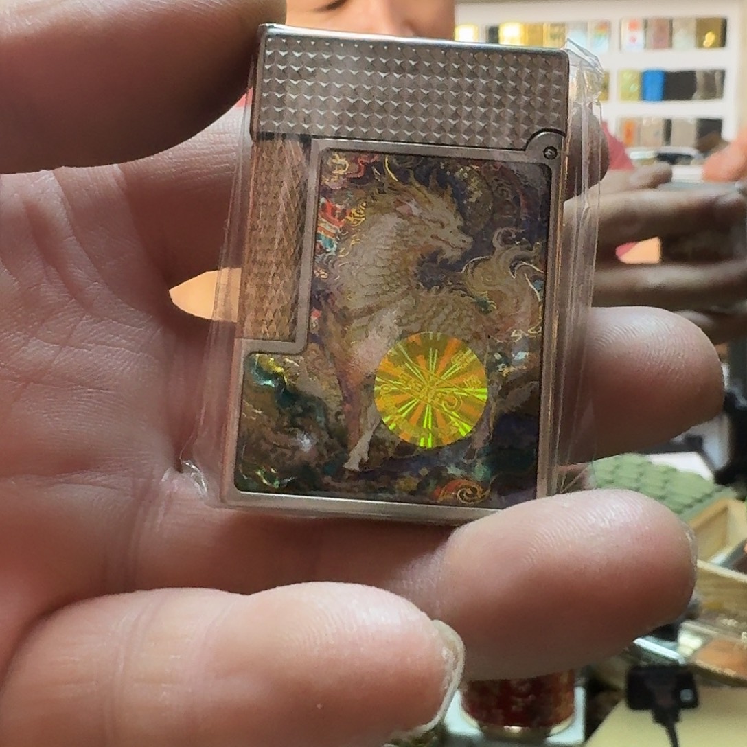 首领735麒麟煤油打火机