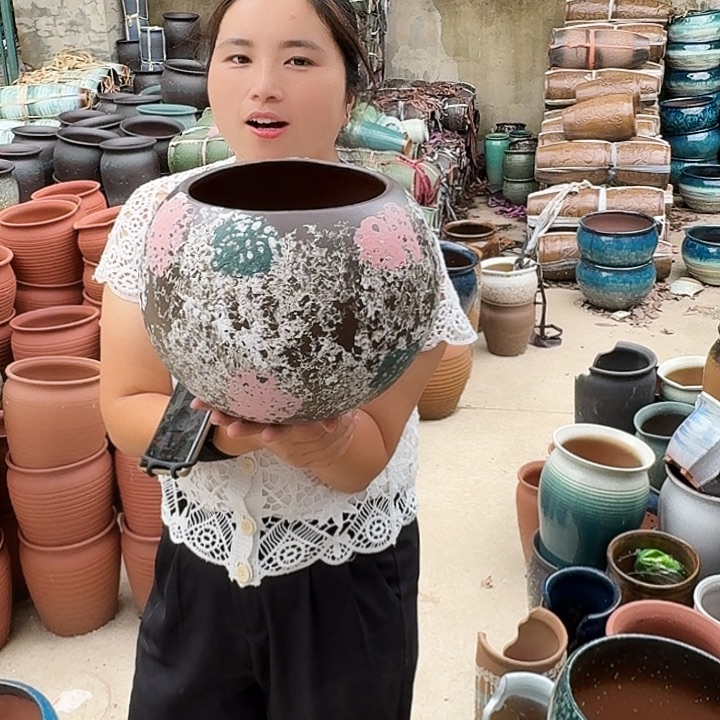 口19高22两个盆子。