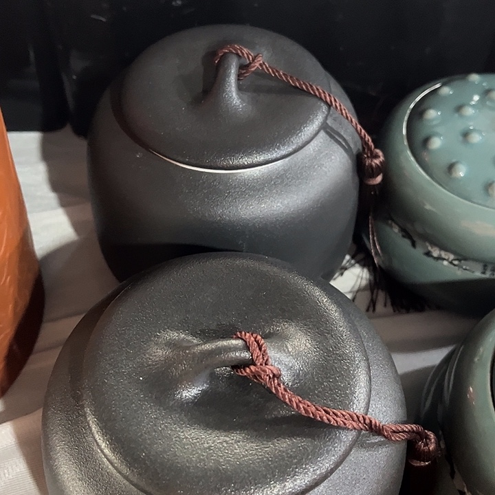 摆件陶瓷茶叶罐密封罐等