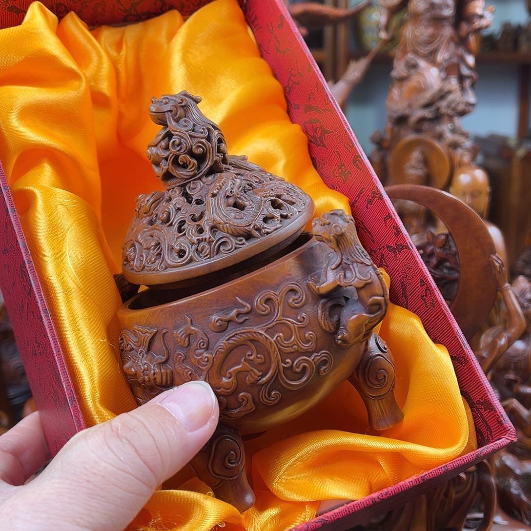 黄杨木黄杨木雕刻高度12厘米