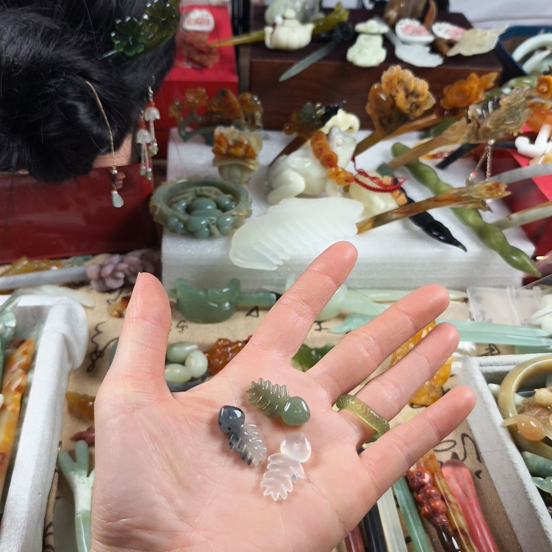 蛇纹石玉发饰合金