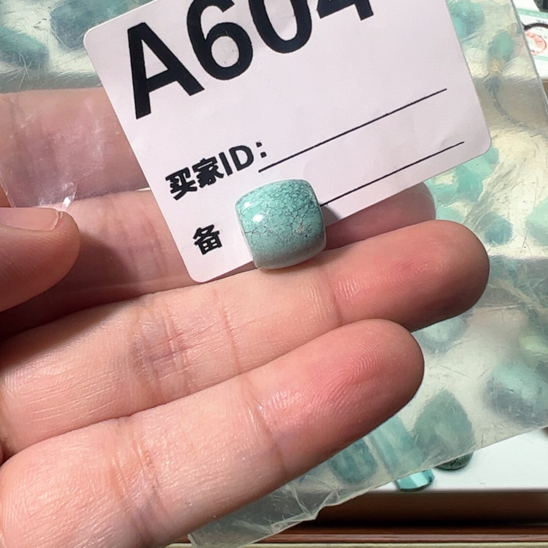 绿松石12直切桶珠未镶嵌