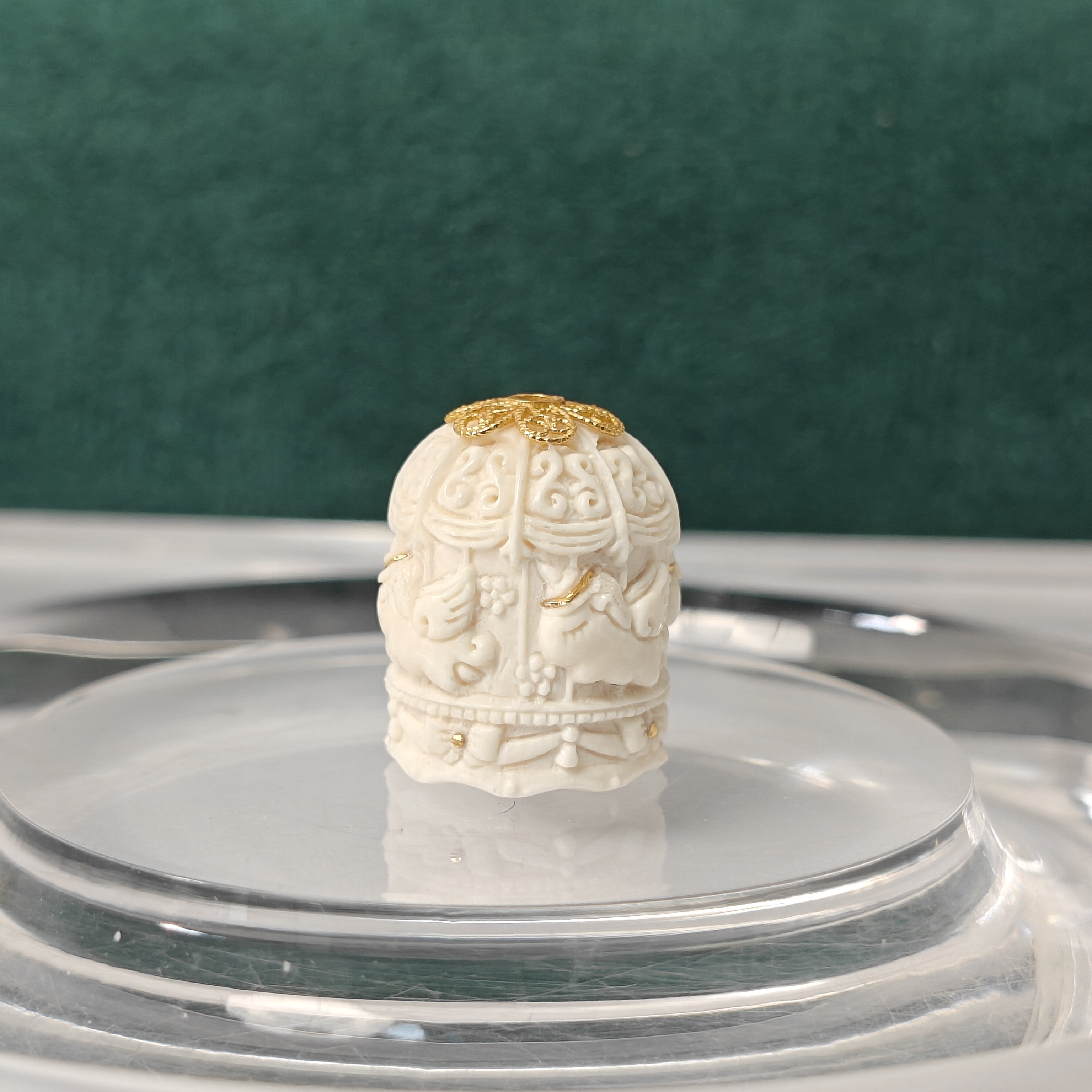 【百亿猛犸配饰】天然猛犸牙镶嵌18k 旋转木马（16*13）文玩配饰、DIY