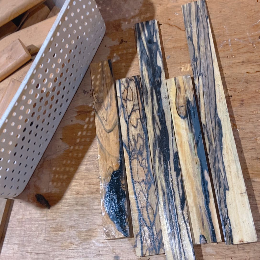 李*庭木料木料木料