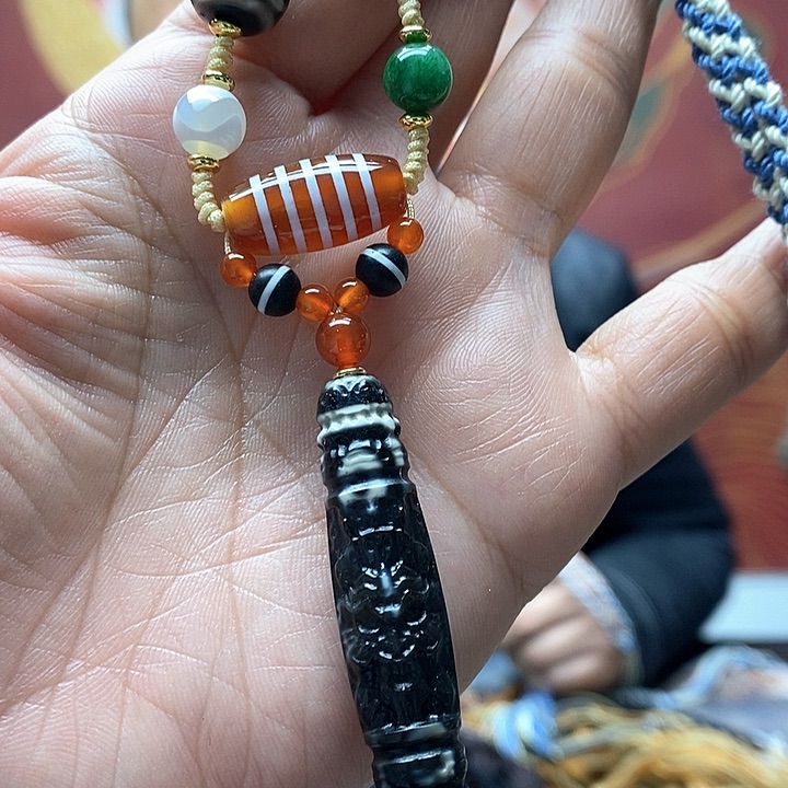 玛瑙/玉髓颈饰合金