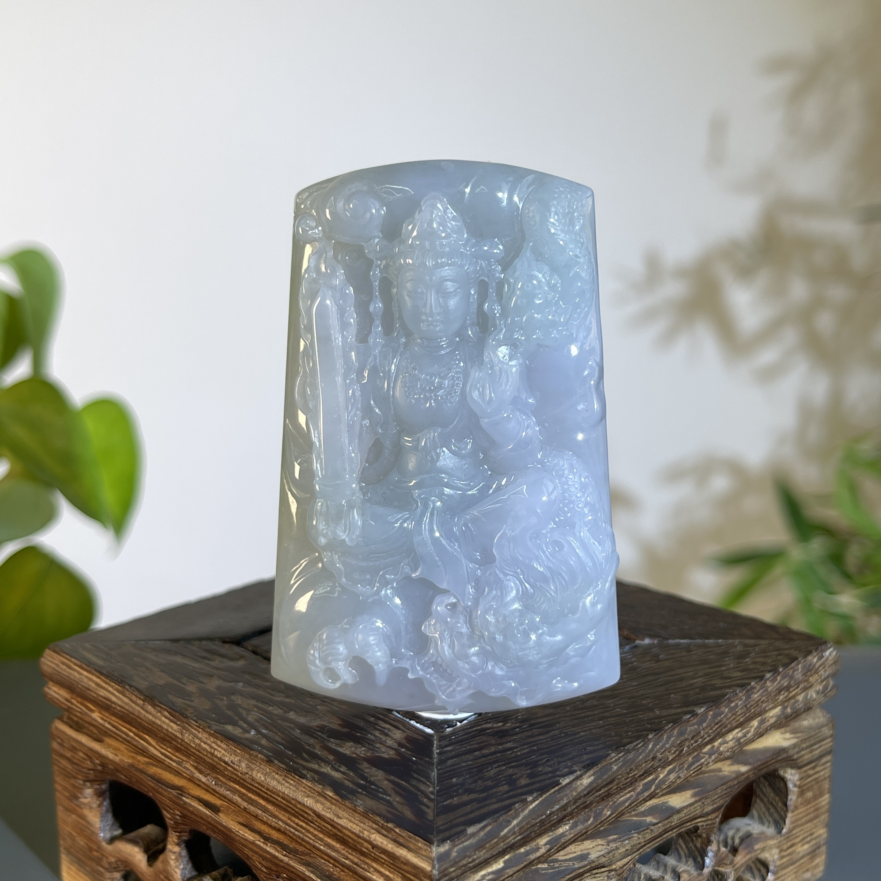 JTA11-123 天然缅甸A货翡翠  御龙观音