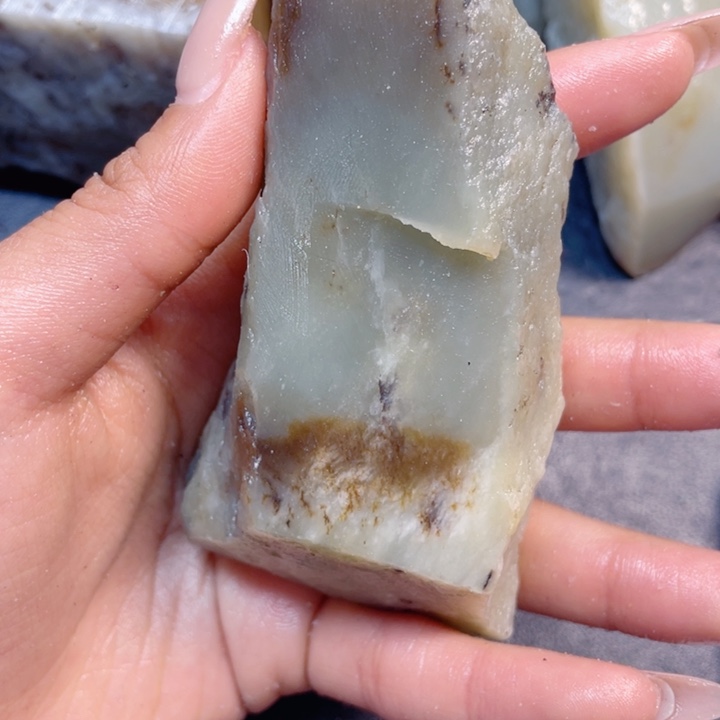 和田玉未镶嵌珠宝半成品