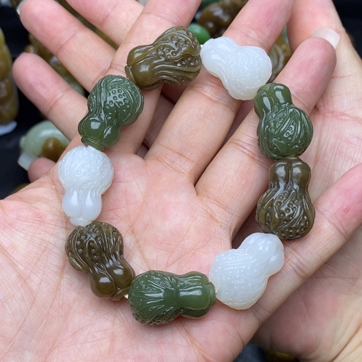 未镶嵌手串和田玉