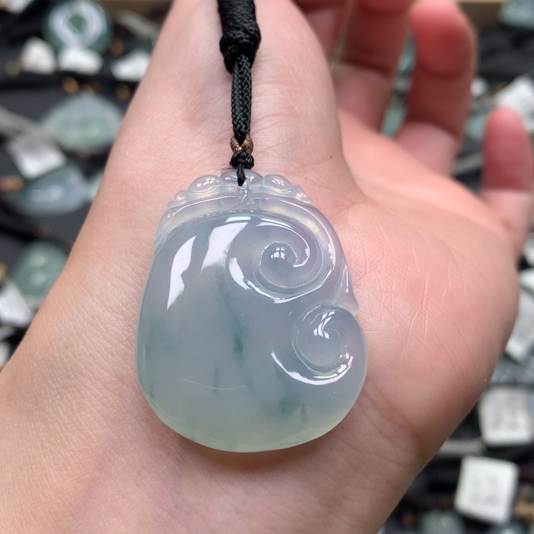 翡翠颈饰未镶嵌000000000000