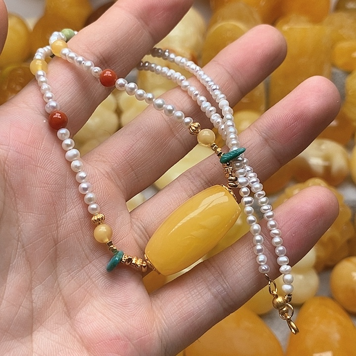 未镶嵌颈饰琥珀琥珀蜜蜡吊坠