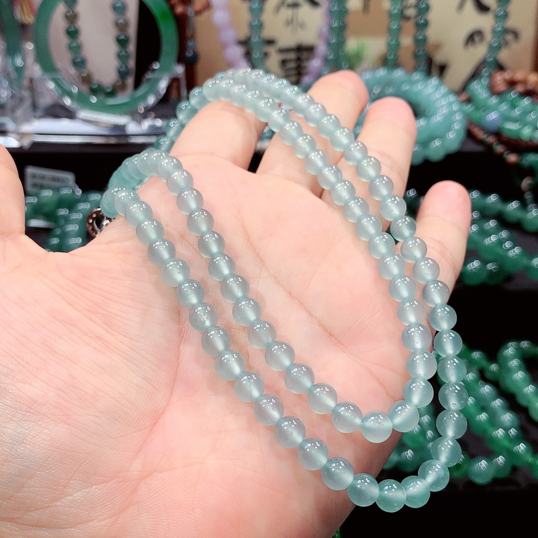 s***g翡翠未镶嵌手链卡6.3