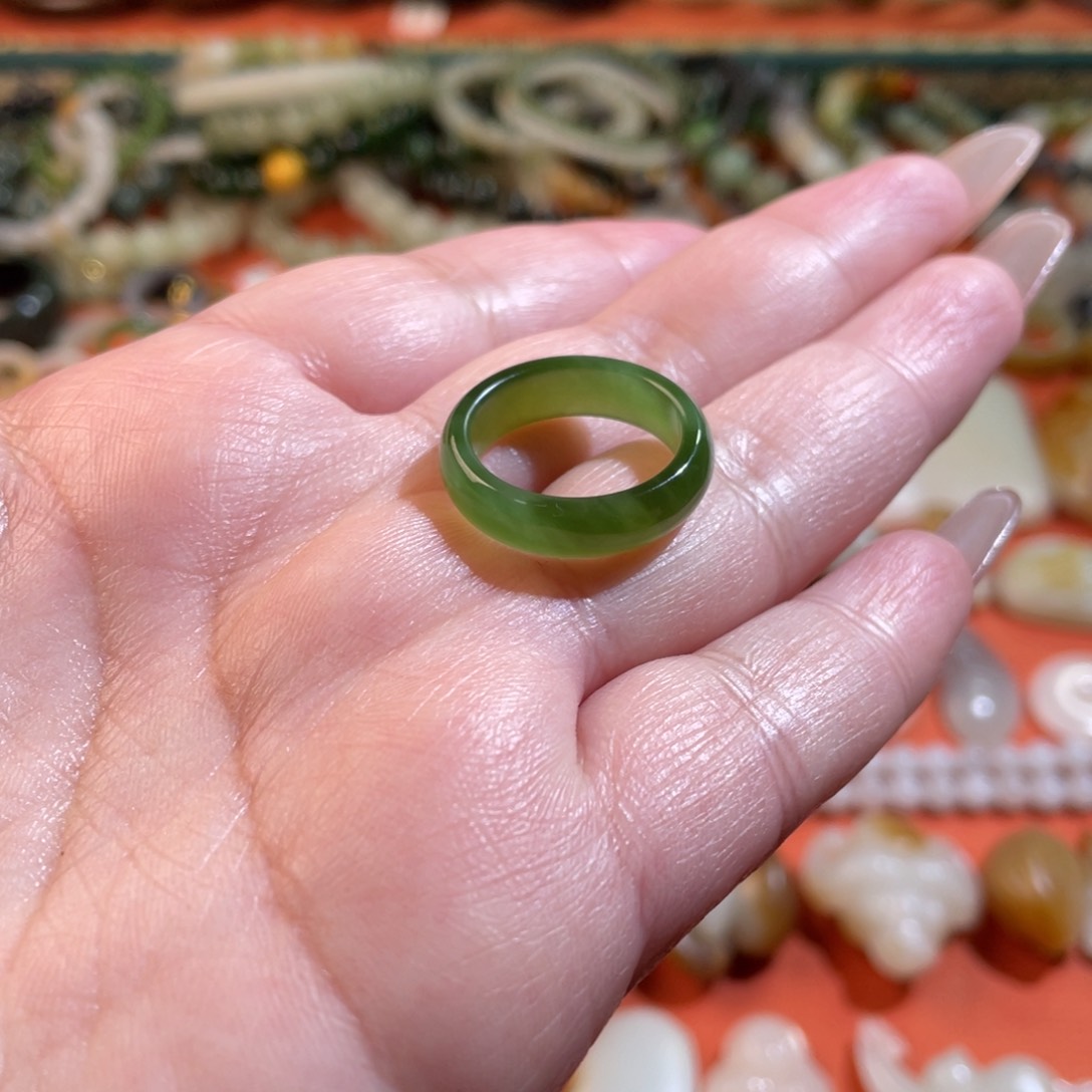 和田玉戒指未镶嵌