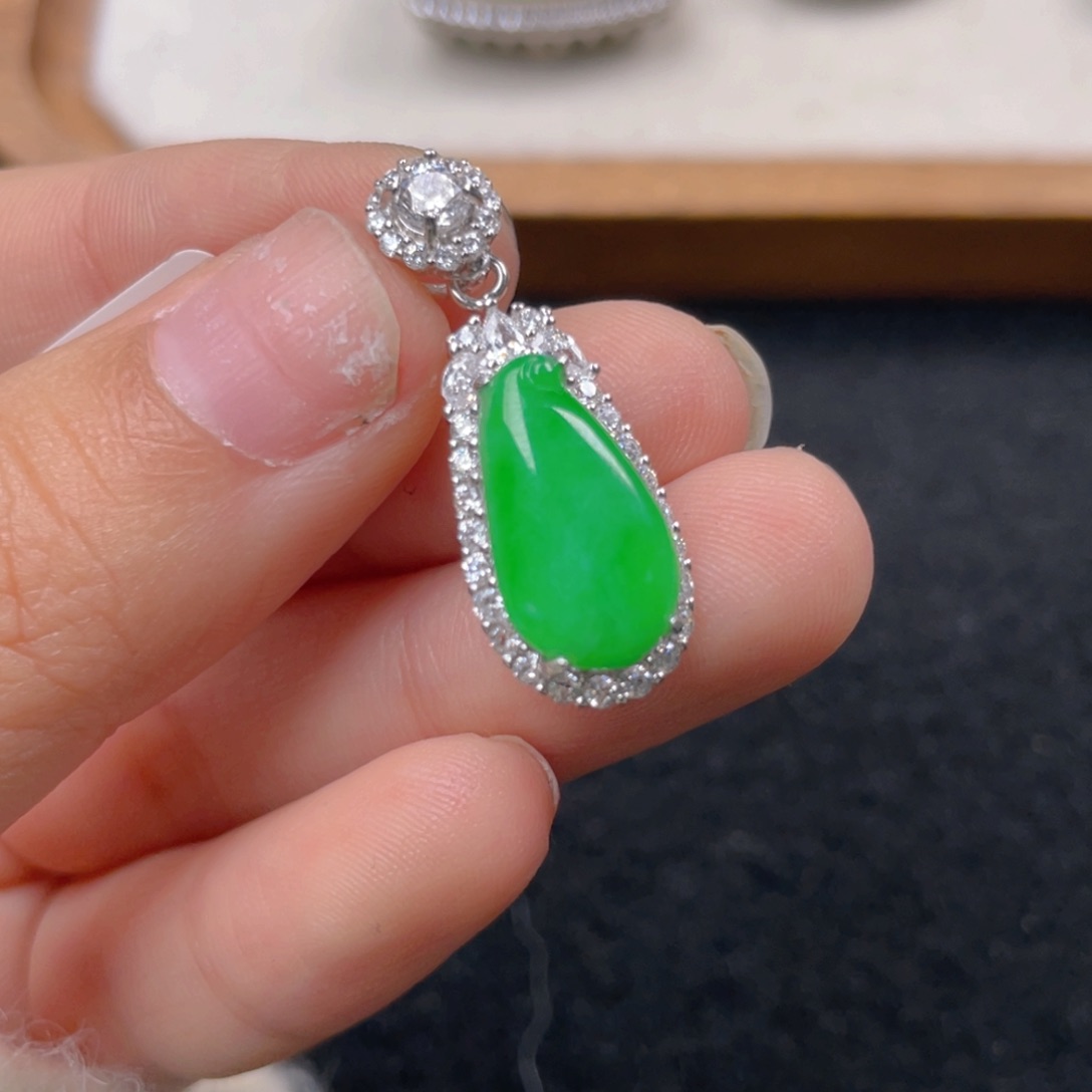 翡翠颈饰银S925镶嵌h g b v b v