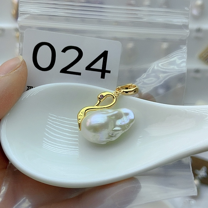 淡水珍珠颈饰银S925镶嵌