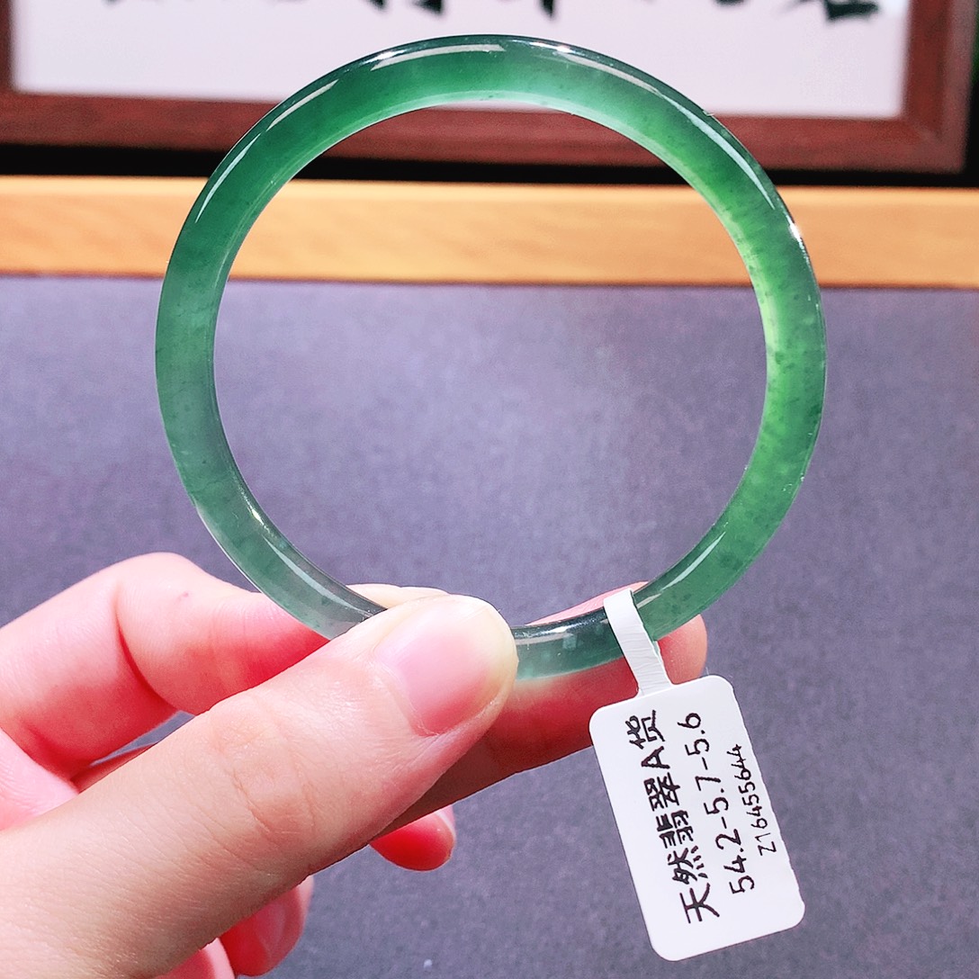 未镶嵌手镯翡翠天然翡翠