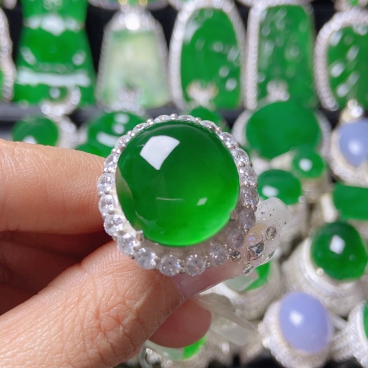 翡翠颈饰银S925镶嵌           