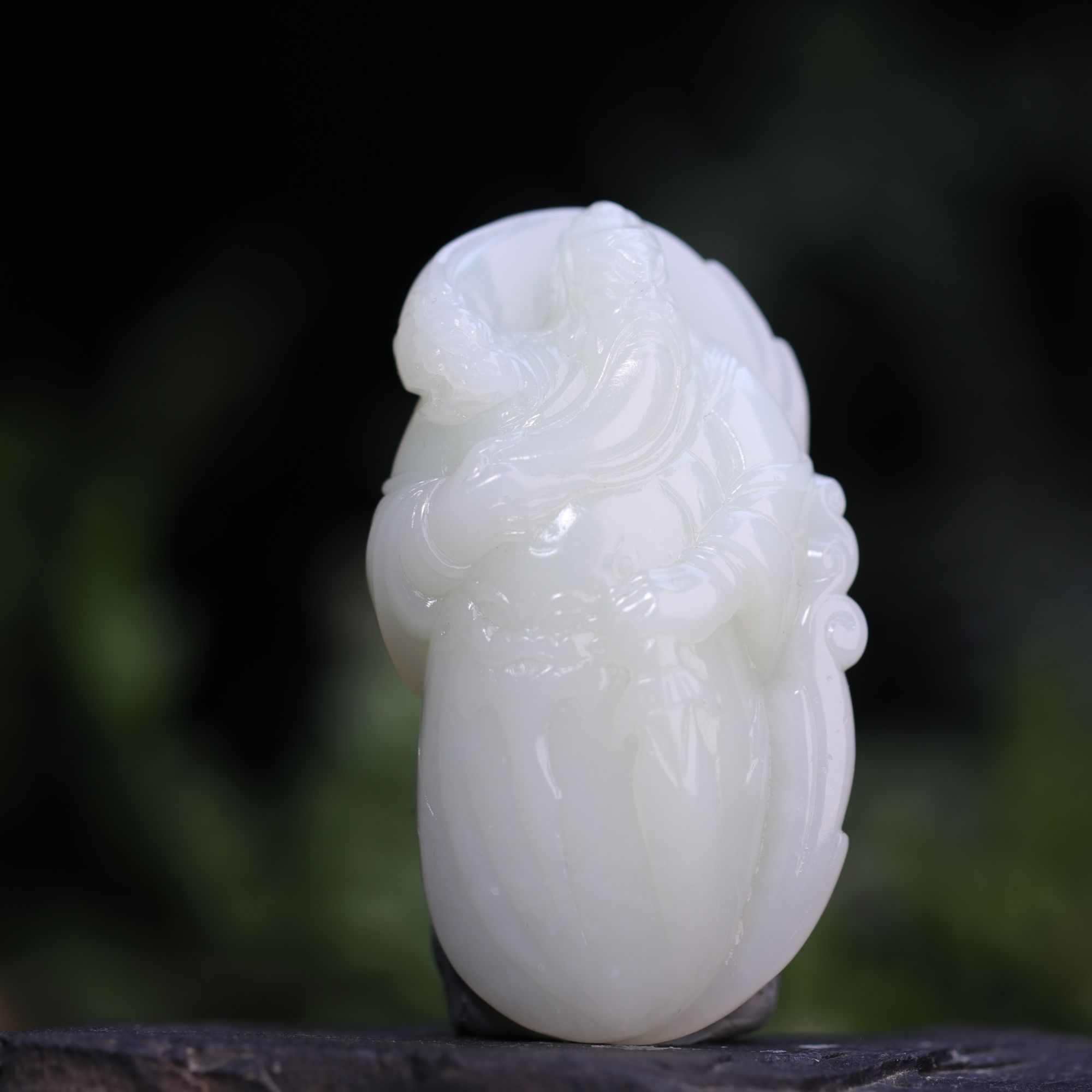 和田玉白玉关公吊坠