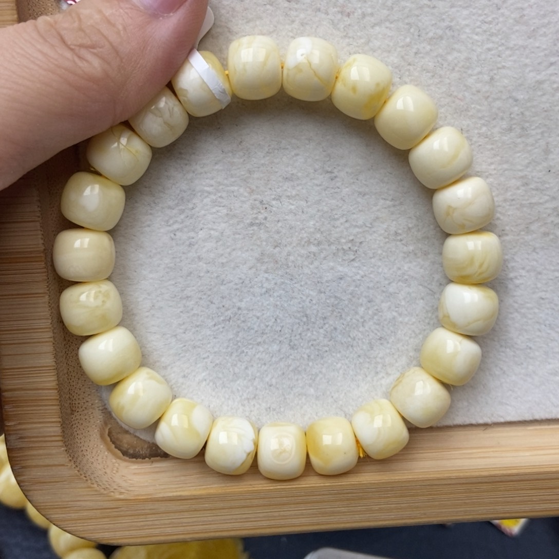 未镶嵌蜜蜡珠宝奇石67