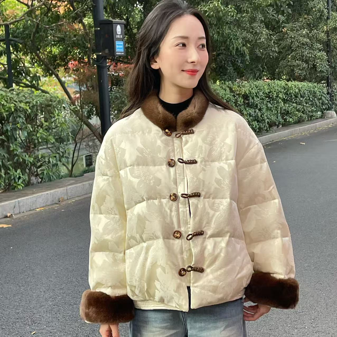 立领水貂毛新款羽绒服外套獭兔毛桑蚕丝90鸭绒外套