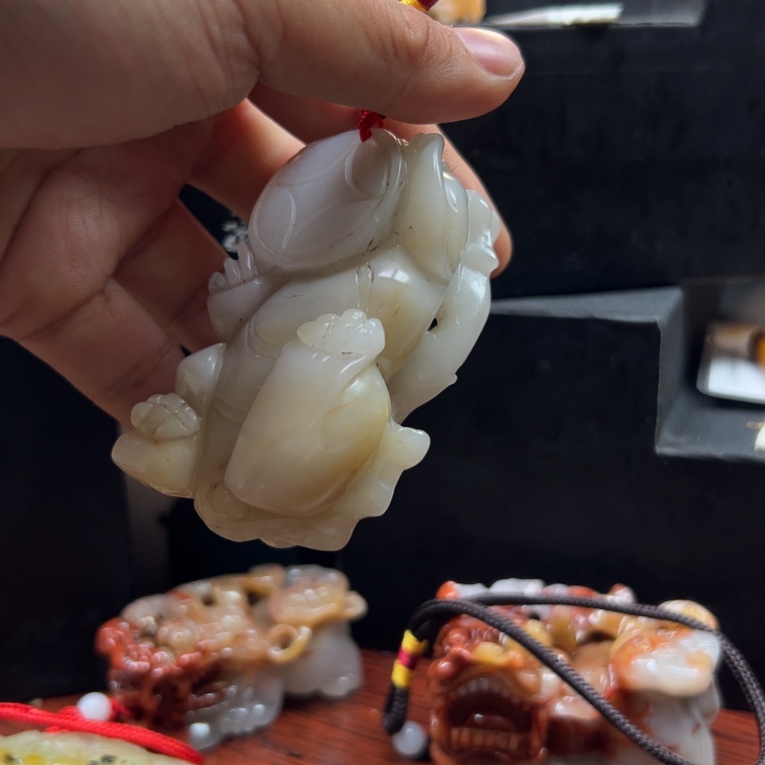 石英质玉（黄龙玉）未镶嵌hly