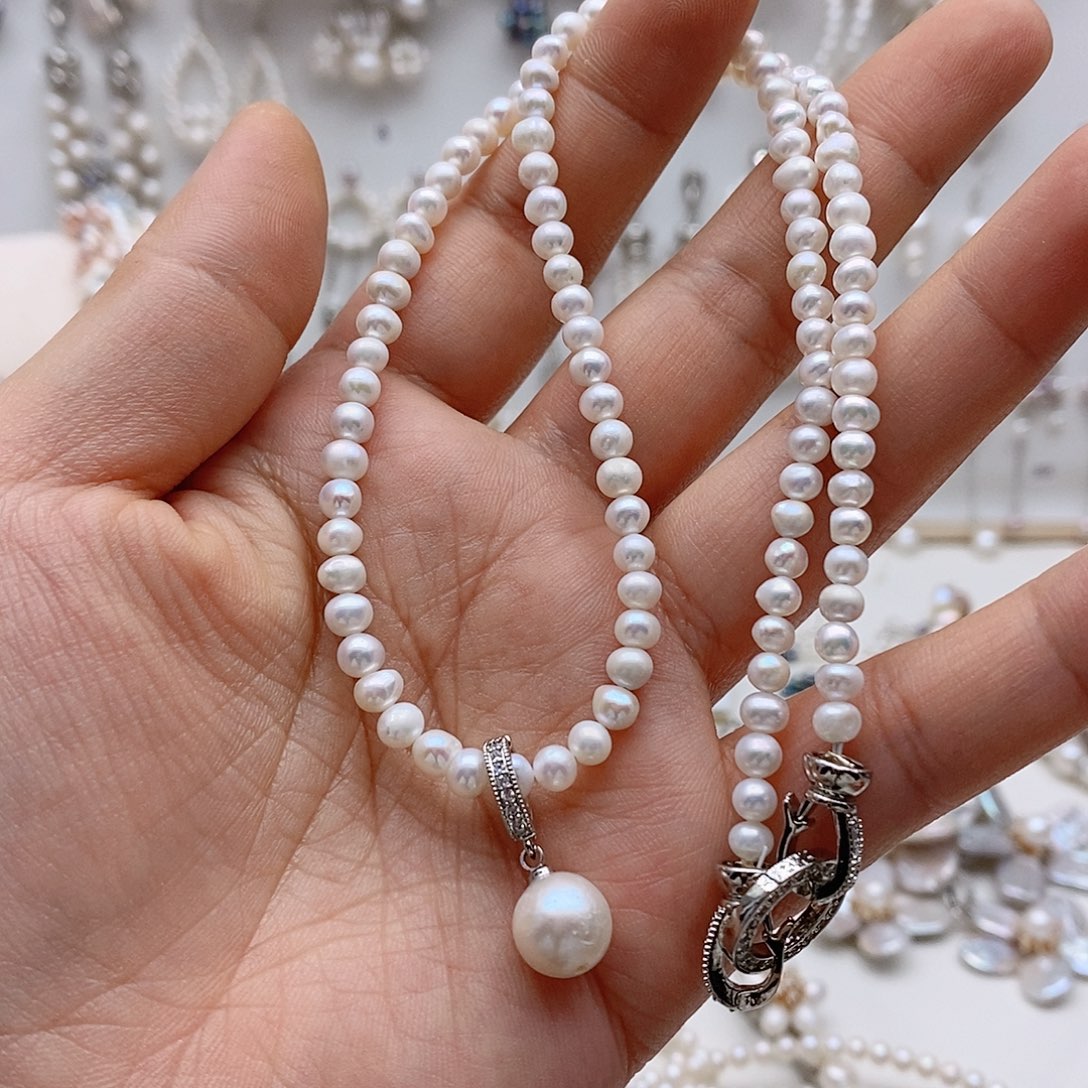 未镶嵌淡水珍珠耳饰