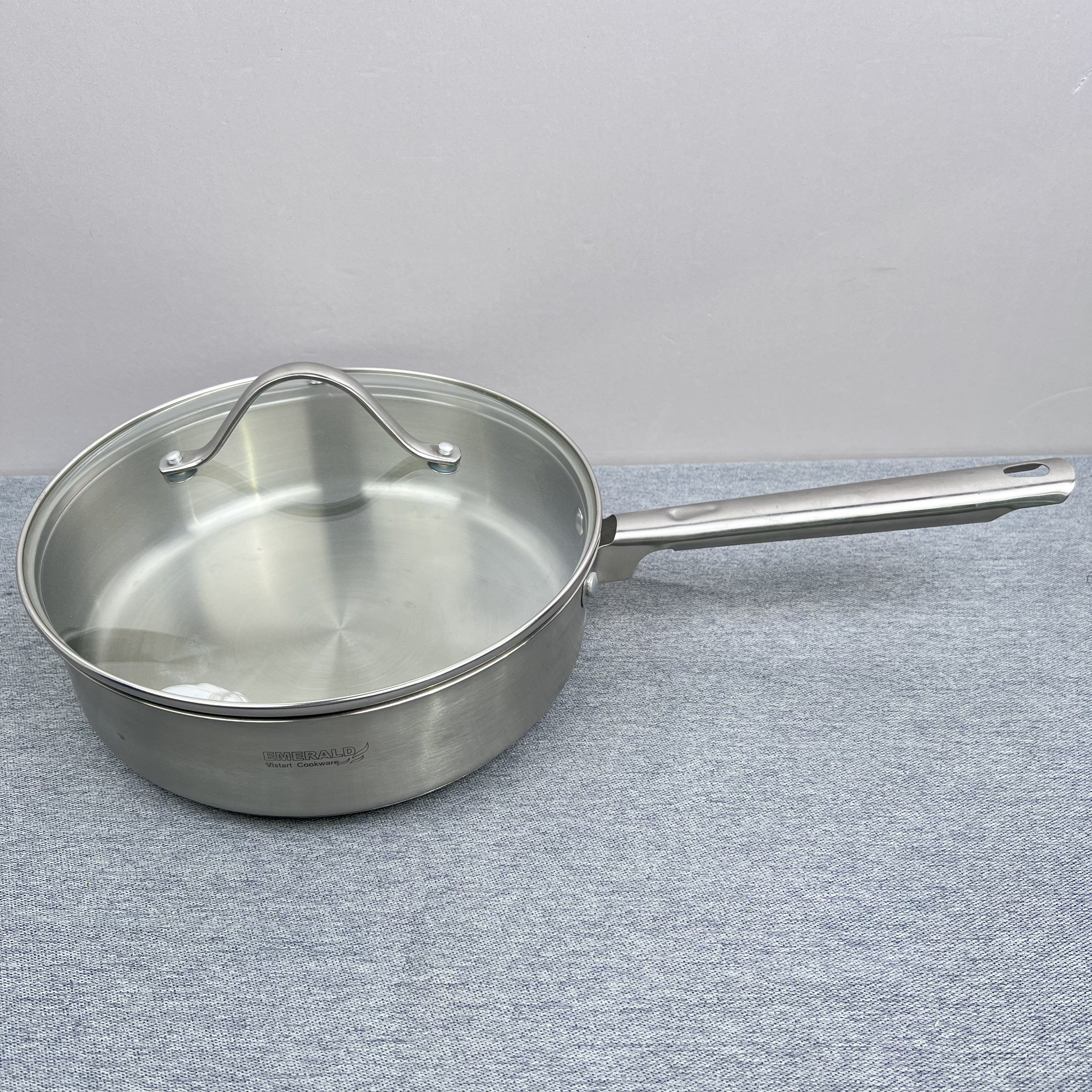 4-467 库存单柄煎锅24*7.5CM带盖重约1.63KG