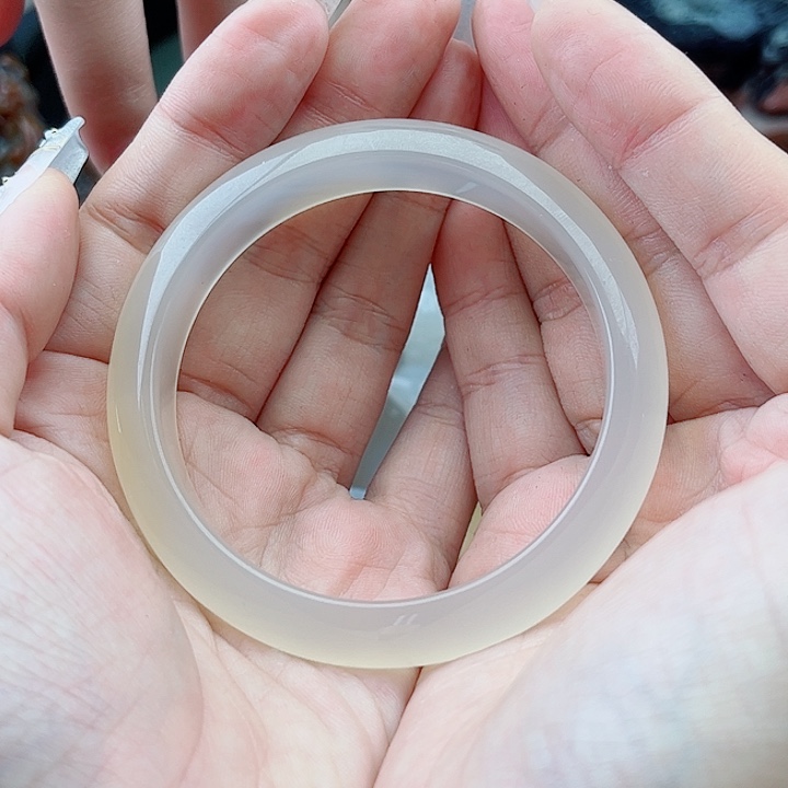 玛瑙吊坠未镶嵌雨**归