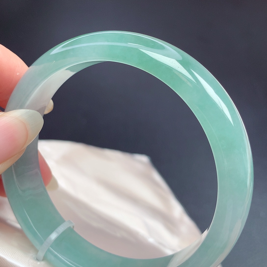 翡翠未镶嵌手镯58.5圈口