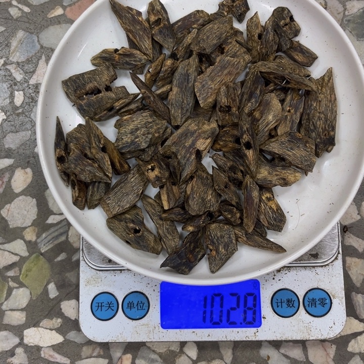 沉香沉香碎屑陆河102 克