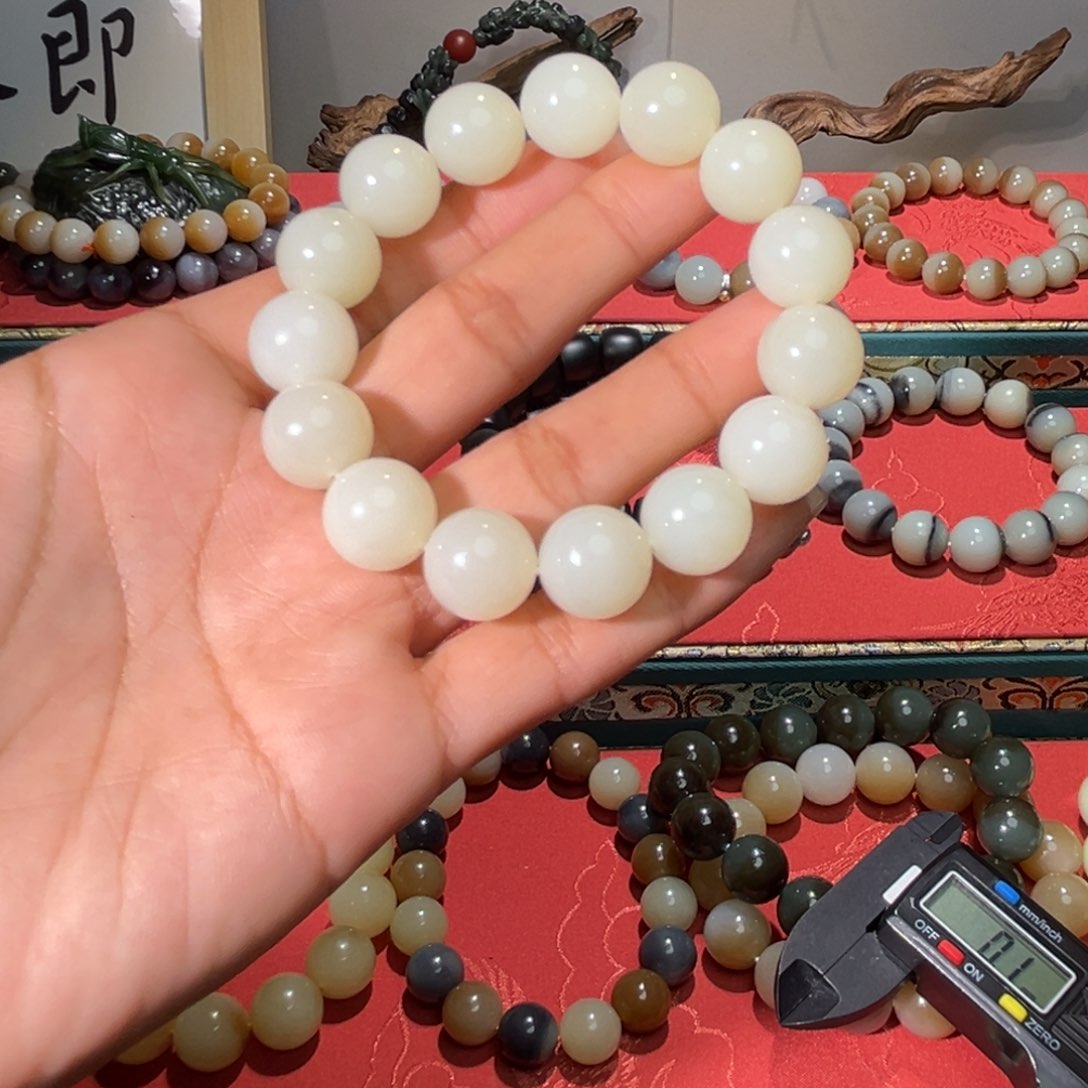 和田玉手链未镶嵌